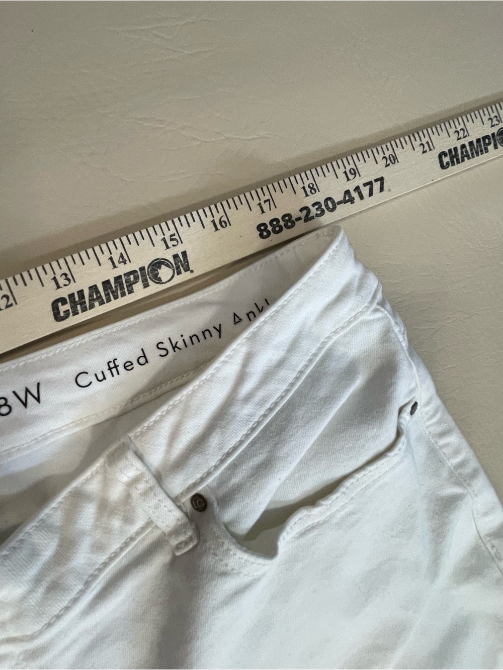 Lauren Conrad white cuffed skinny ankle jean, size 18W - Picture 8 of 8